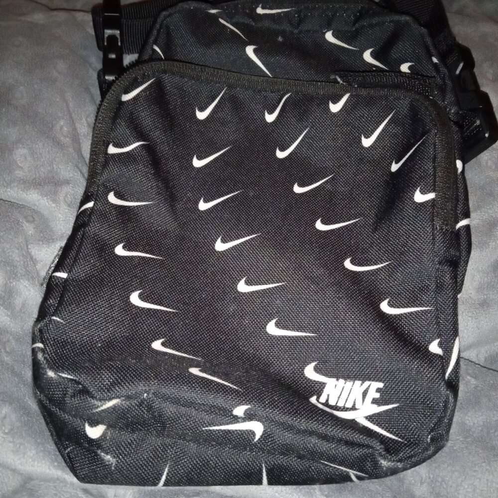 Nike crossbody bag